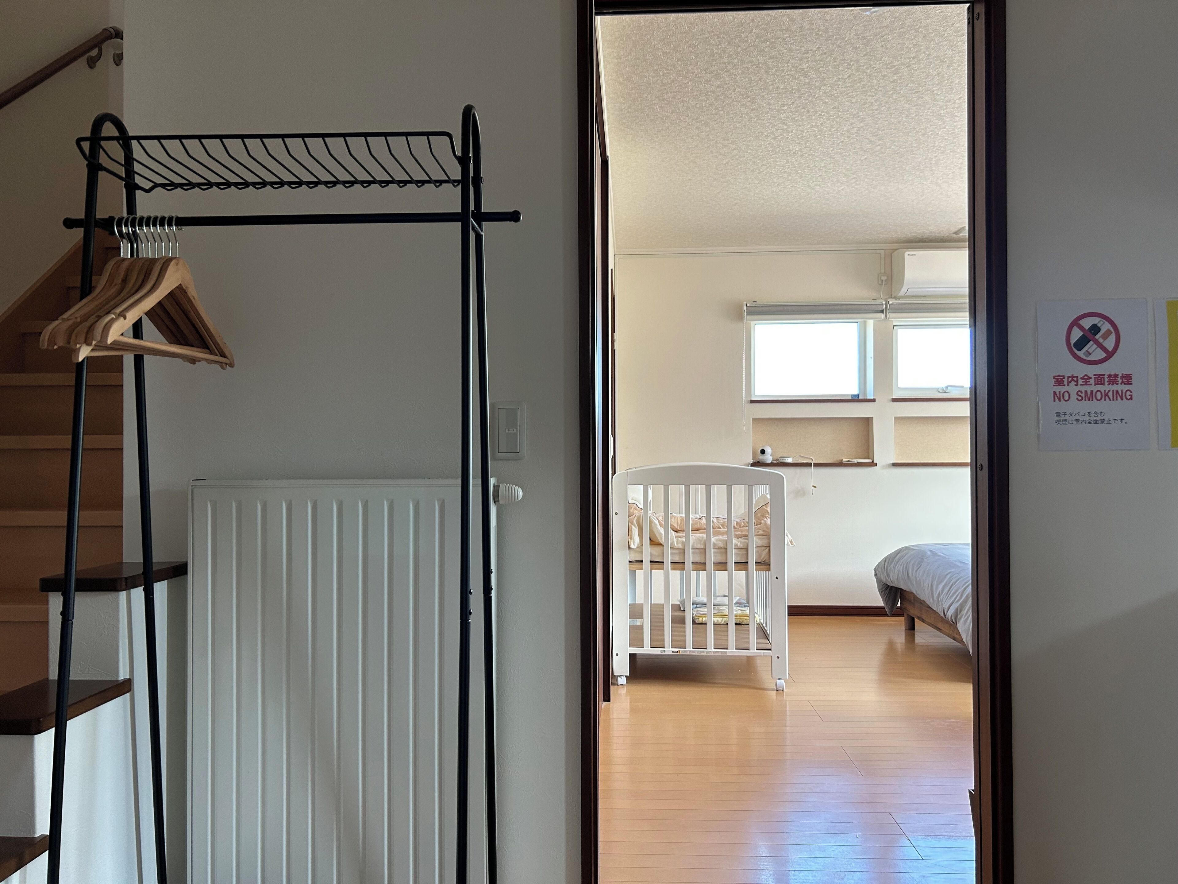 Frigorifero con congelatore, microonde, forno, piano cottura