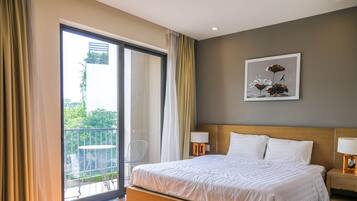 5 bedrooms, WiFi, bed sheets