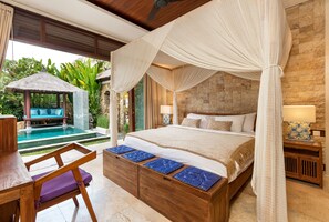 Villa exclusive, 3 chambres, piscine privée, vue sur la piscine | 3 chambres, coffre-fort, lit de bébé (supplément)