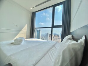 Habitación básica doble de uso individual | Ropa de cama de alta calidad y decoración personalizada