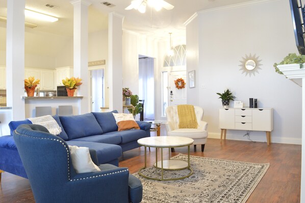 Smart TV, fireplace, printers