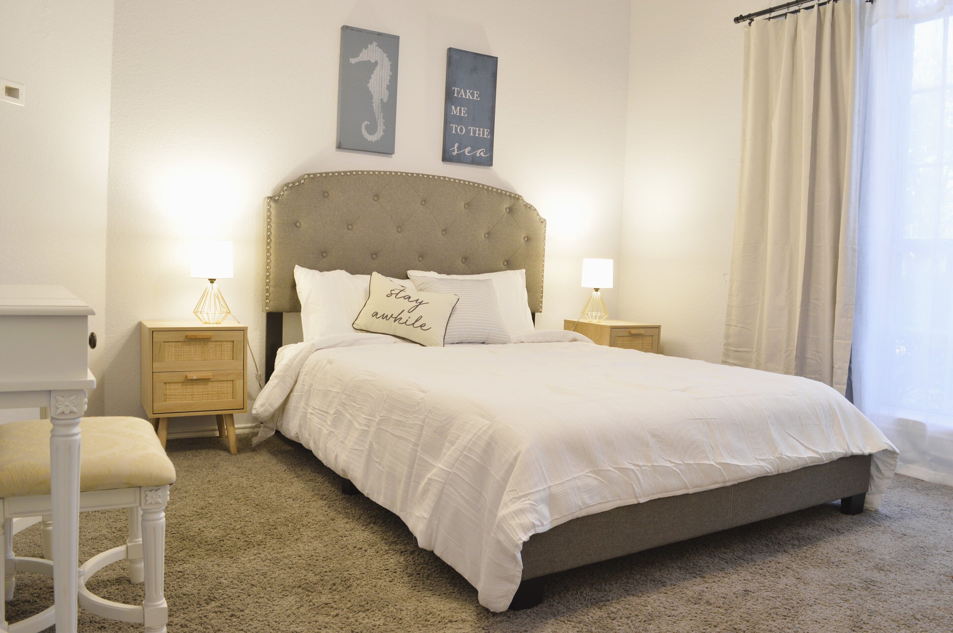 4 bedrooms, in-room safe, desk, iron/ironing board