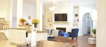 Pool Side Texas Style Retreat