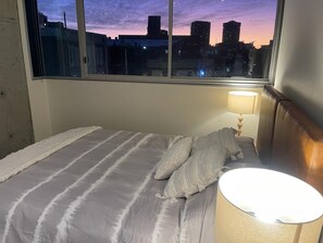 2 間睡房、熨斗/熨衫板、免費 Wi-Fi、床單