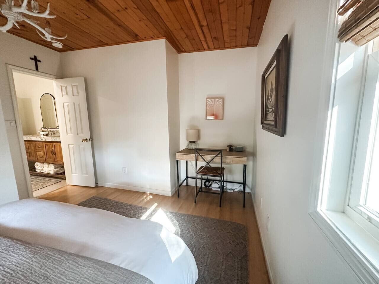 2 chambres, bureau, Wi-Fi gratuit, draps fournis