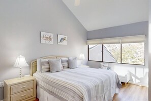 3 bedrooms, WiFi - Treetops 4502 - an iTrip Hilton Head Home (Hilton Head Island)