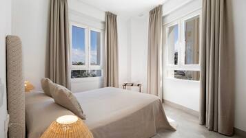 2 bedrooms, iron/ironing board, WiFi (free), bed sheets