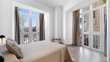 2 dormitorios, tabla de planchar con plancha, wifi gratis y ropa de cama