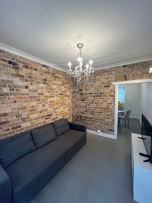 Casa geminada design | 2 quartos, ferros/tábuas de passar roupa, Wi-Fi de cortesia