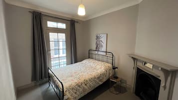 Townhouse Desain | 2 kamar tidur, setrika/meja setrika, dan Wi-Fi gratis