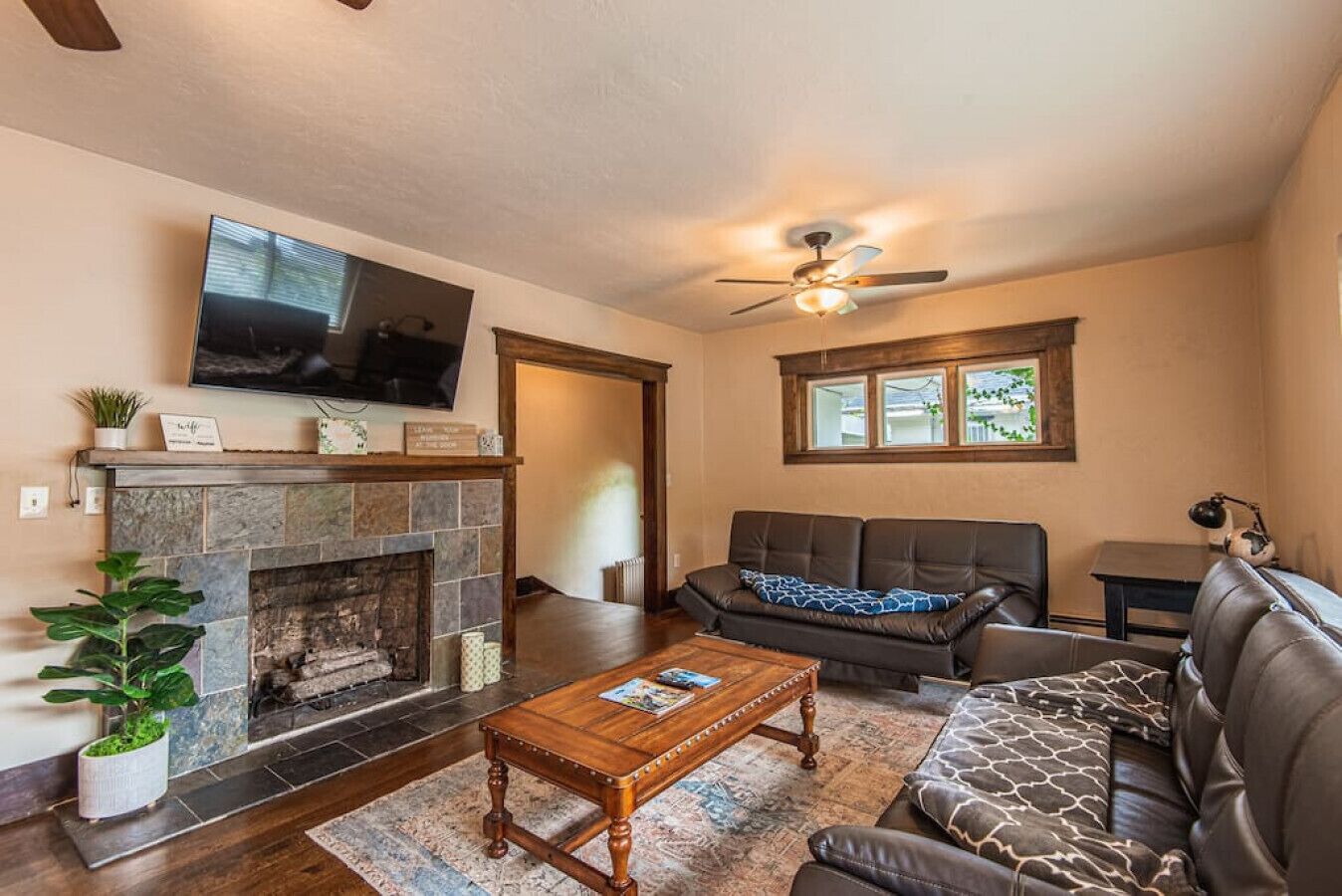Relaxed Central Apartment | Full Kit + W/D