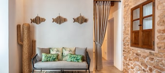 Casa vacanze 'Can Xumeu Ferrer' con terrazza privata, Wi-Fi e aria condizionata
