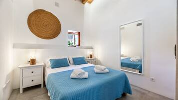 3 soverom, strykejern/-brett, wi-fi (inkludert) og sengetøy