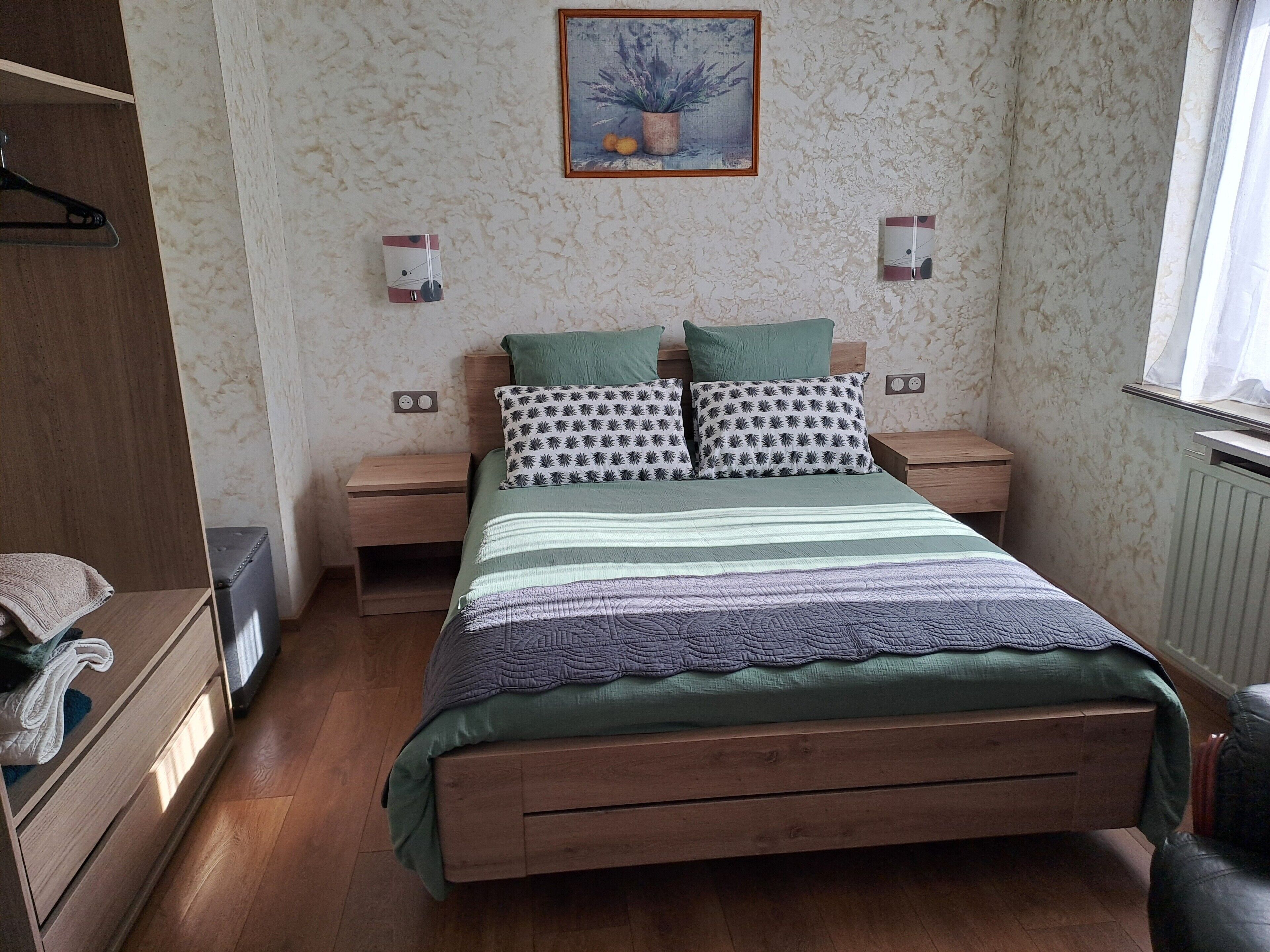 3 Schlafzimmer, Schreibtisch, Bügeleisen/Bügelbrett, kostenloses WLAN