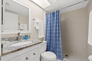 Shower, hair dryer, towels - Updated Corner Unit! Views of the Gulf and Intercoastal! FREE Activities Included! ~ 401 Bayshores (Indian Shores)
