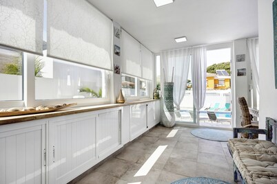 Holiday Home 'Anna' with Private Pool, Wi-Fi and Air Conditioning
