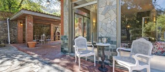 Villa "Pratolina" with Private Terrace, Balcony & Wi-Fi