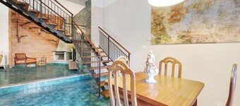 Villa "Pratolina" with Private Terrace, Balcony & Wi-Fi