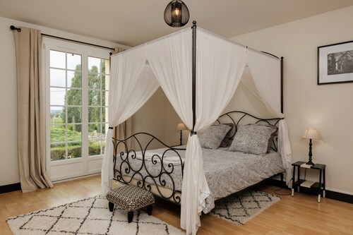 Vacation Home "Le Domaine De Vert-Bois" with 2 Private Terraces & Wi-Fi