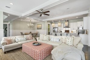 Télévision, cheminée