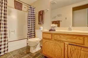 Bathtub - Brian Head Evergreen Condo 4A Ski in / Ski out (Brian Head)