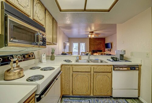 Brian Head Evergreen Condo 4A Ski in / Ski out