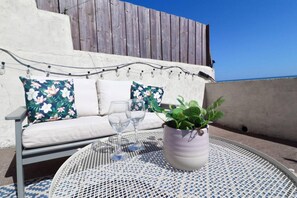 3 bedrooms - Coorie By The Coast Beachfront Cottage Arbroath (Arbroath)