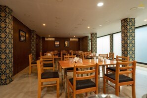 Restaurant - Hotel The King's (Port Blair)
