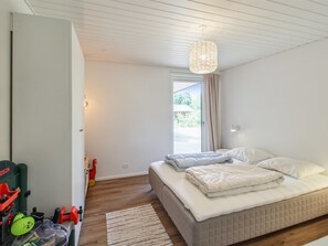 4 bedrooms, Internet