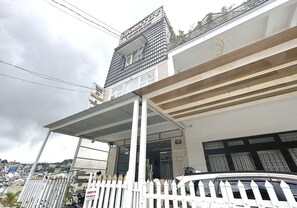 Fachada del alojamiento