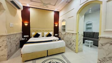 Deluxe Room | 1 bedroom, free WiFi