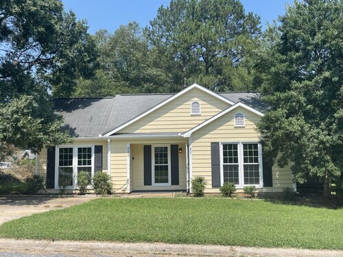 🌟🌟No Stairs, 86” TVs, King Beds & Massage Near UGA🌟🌟