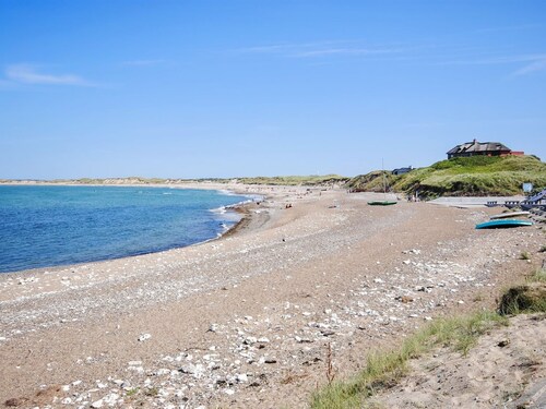 "Floria" - 1.4km from the sea by Interhome