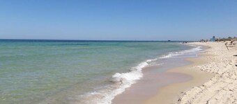 50 m to the beach ,  beach club, restaurants,  shoots,shoots, market , police 