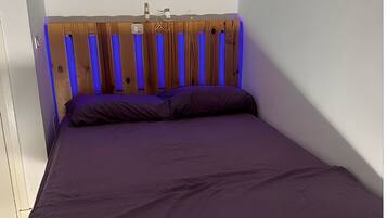 1 chambre, Wi-Fi, draps fournis