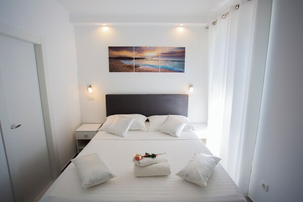 Deluxe-Doppelzimmer | Zimmersafe, Schreibtisch, laptopgeeigneter Arbeitsplatz