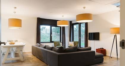 Enjoy and relax in this luxury vacation home in Ouddorp near the beach and dunes (8 persons).