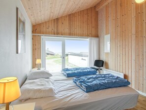 4 bedrooms, WiFi