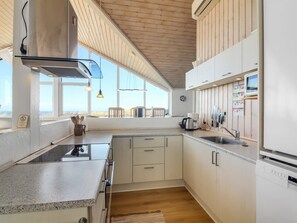 Køleskab, mikrobølgeovn, ovn, opvaskemaskine