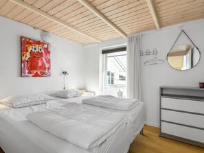 3 bedrooms, WiFi
