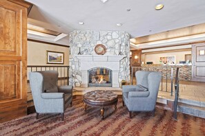 Interior - Lower Borders 304 (Beaver Creek)