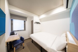 Double Room | デスク、ノートパソコン用作業スペース、WiFi (無料)、ベッドシーツ