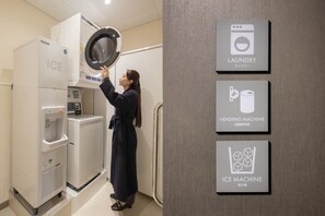 Laundry room -  HOP INN Tokyo Iidabashi (Tokyo)