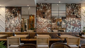Desayuno buffet incluido todos los días