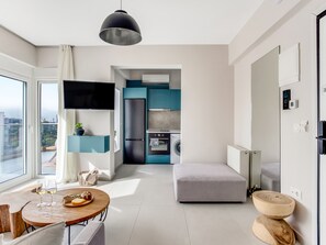 Lejlighed - 1 soveværelse - balkon - byudsigt | Stue