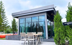 Presidential Villa | Free minibar, in-room safe, individually decorated - See Stars & Forest Resort (Sawang Daen Din)