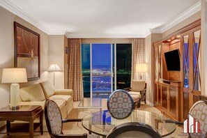 Televisión y oficina 