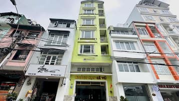 Fachada de la propiedad