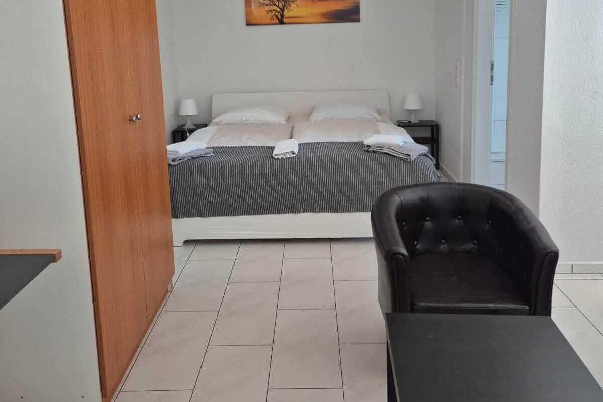Suite – deluxe, privat bad | Wi-fi (inkludert) og sengetøy
