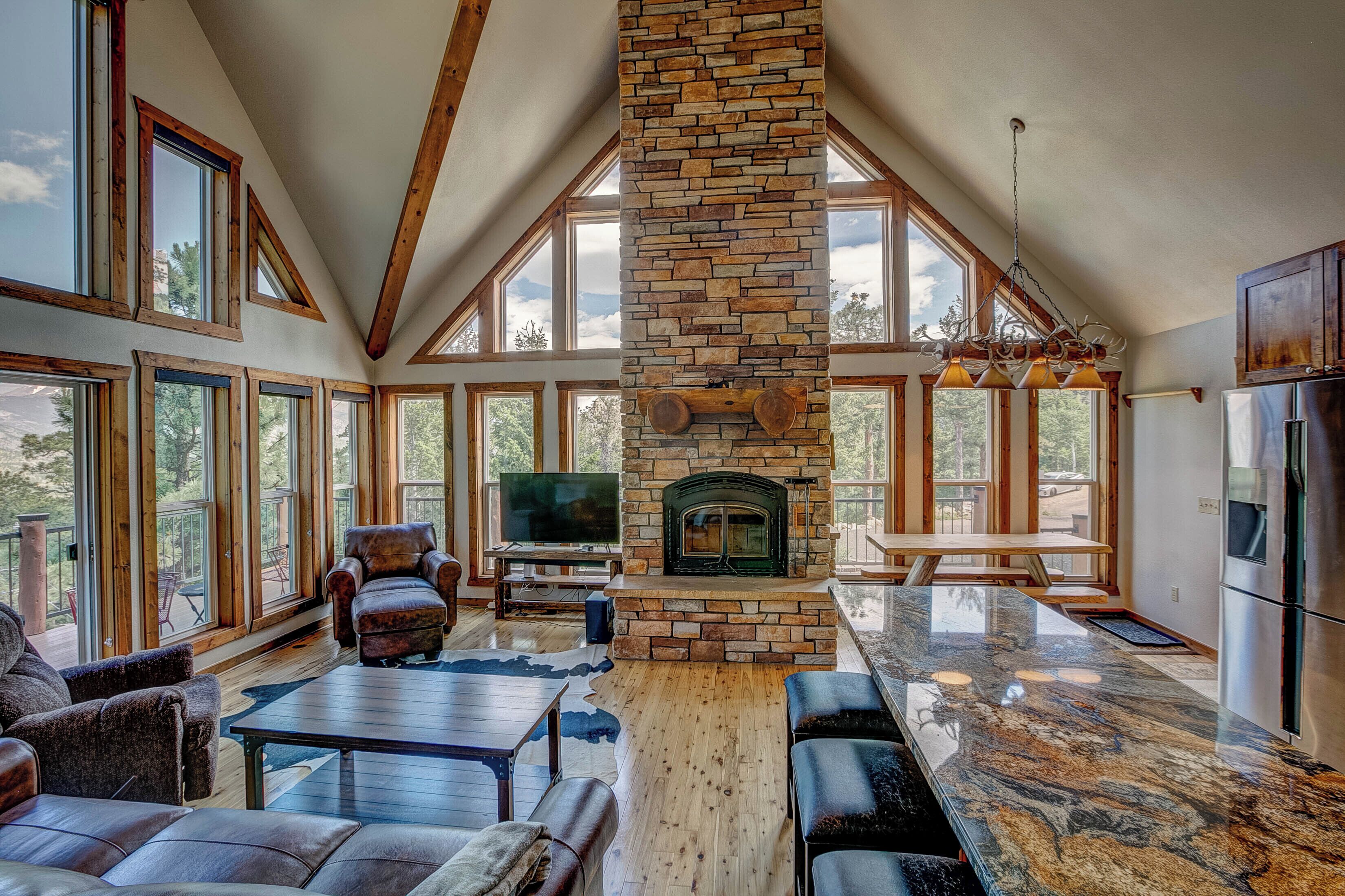 TV, fireplace, offices